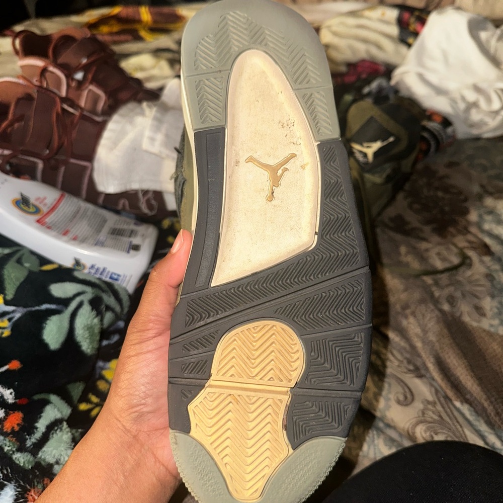 Jordan Sneakers in Olive and Black
